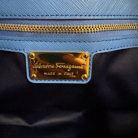 Salvatore Ferragamo Blue Leather Vara Bow Chain Shoulder Bag - Picture 7 of 14